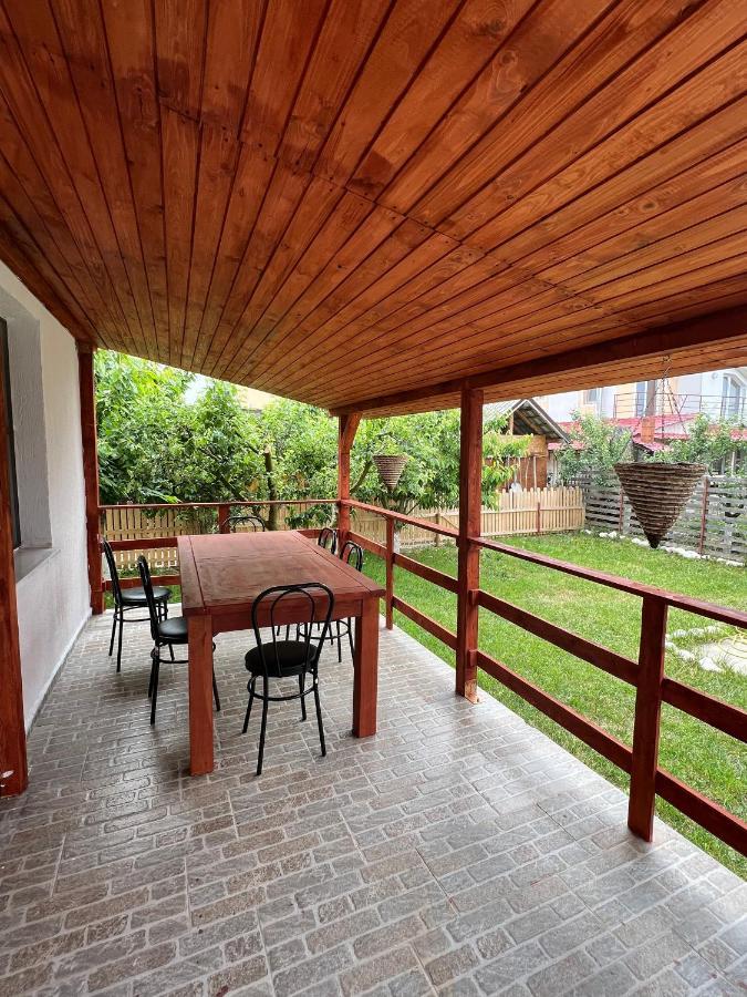 Casa Lv Villa Sura Mica Bagian luar foto